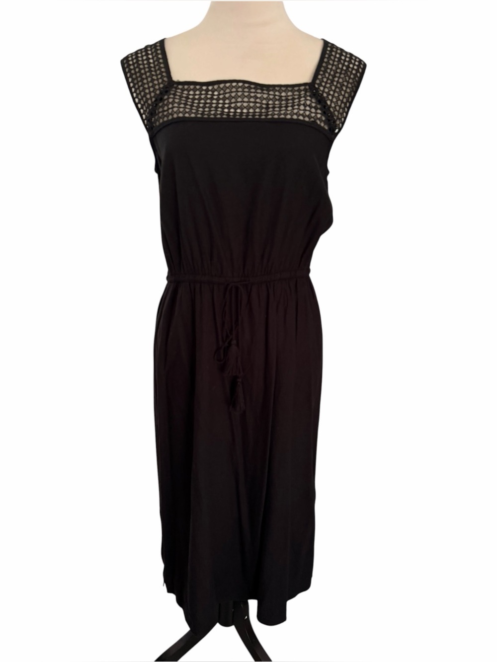 Old Navy Medium Black Knit Waist-Tie Midi Dress Crochet Yoke